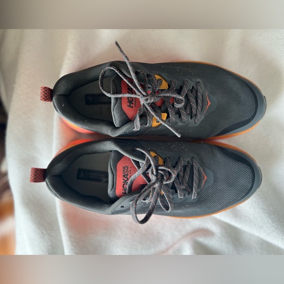 Hoka Challenger ATR 6 Size 9W - Picture 2 of 8